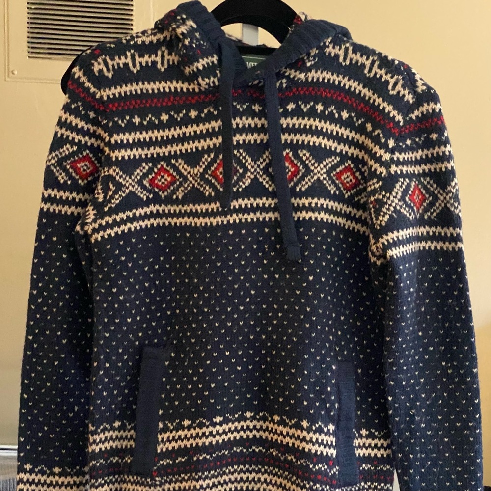 SNOW/SKI SWEATER NWT
